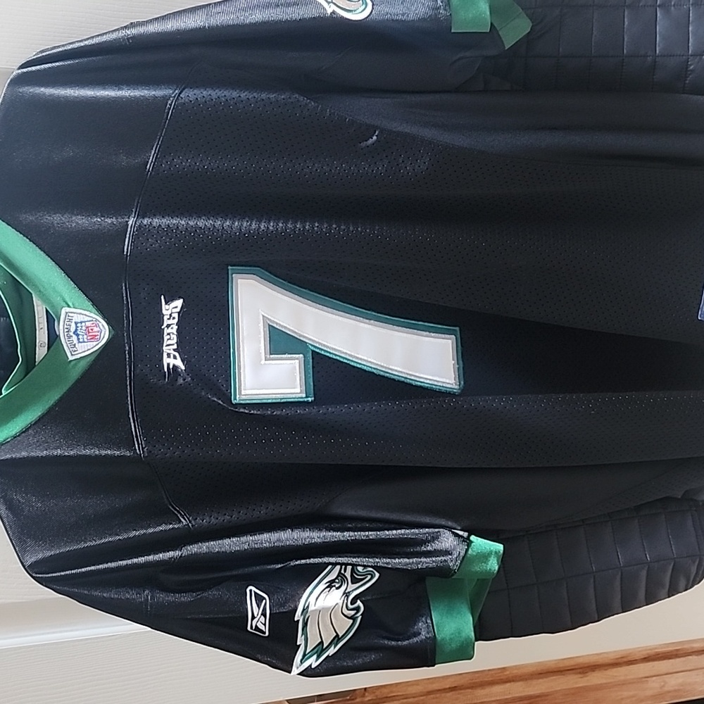 PHILADELPHIA EAGLES Vick jersey. Excellent Condition